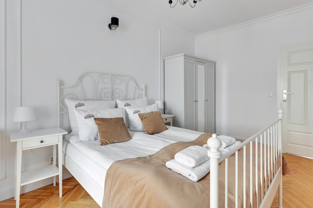 Dlugi Targ Street, Main Old Town & Riverside By Downtown Apartment